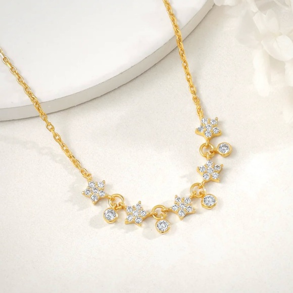 1.56 CT tw Stars Smile Moissanite Necklace - Picture 4 of 6